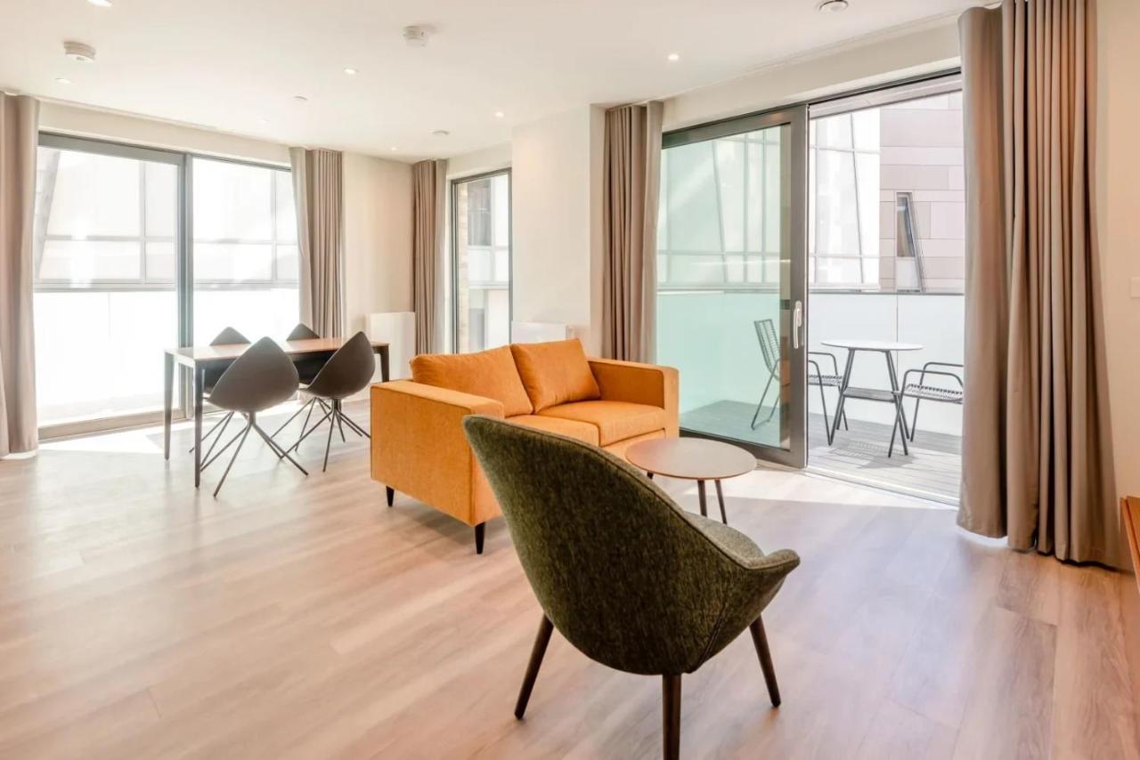 Modern Apartments In Brentford 2 Minutes Walk From Kew Bridge Exterior foto